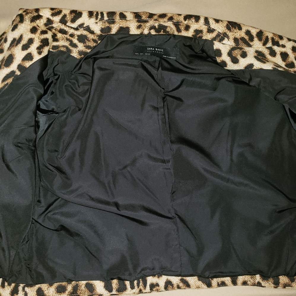 Leopard Print Jacket - image 5